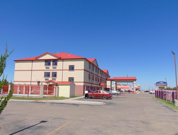 Howard Johnson by Wyndham Lubbock TX hotel detail image 3