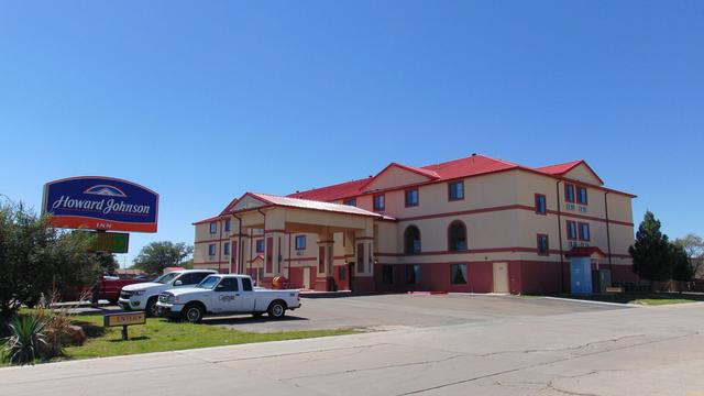 Howard Johnson by Wyndham Lubbock TX hotel detail image 1