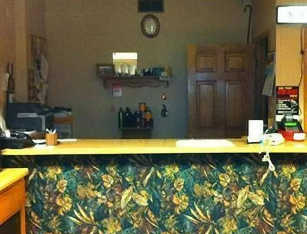 Knights Inn Winner hotel detail image 4