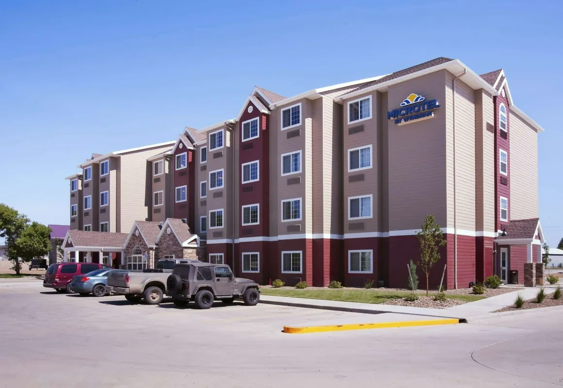 Microtel Inn & Suites by Wyndham Sidney hotel hero