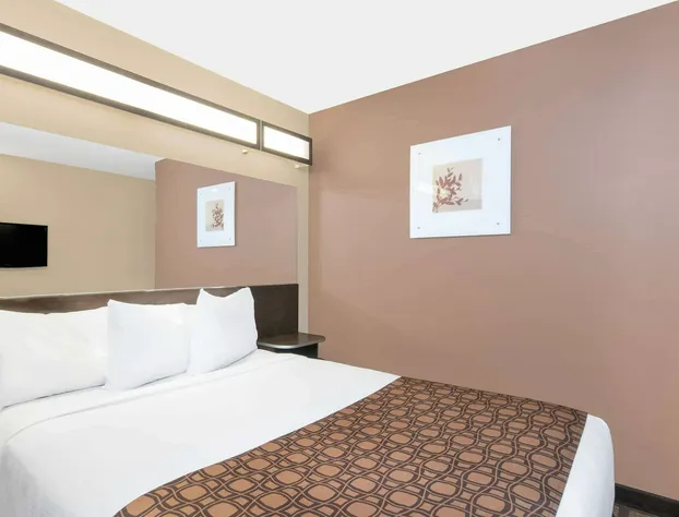 Microtel Inn & Suites by Wyndham Sidney hotel detail image 3