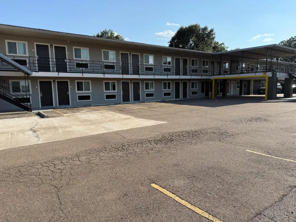 Bostonian Inn hotel hero