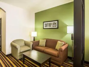 Spark by Hilton Amarillo Western Plaza hotel detail image 2