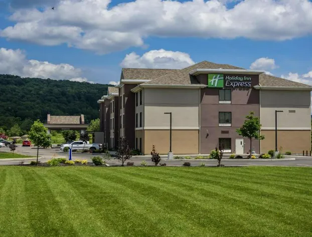 Holiday Inn Express Bradford by IHG hotel detail image 1