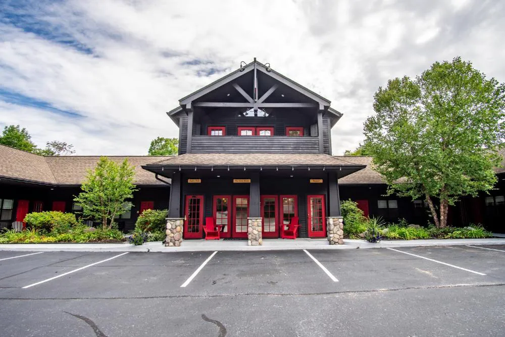 The Alpine Lodge hotel hero