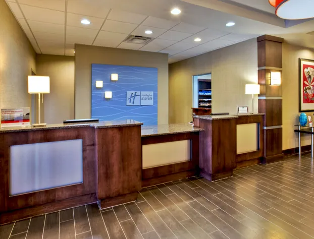 Holiday Inn Express & Suites Oak Ridge by IHG hotel detail image 3