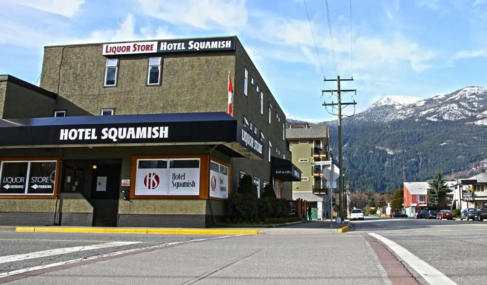 Hotel Squamish hotel hero