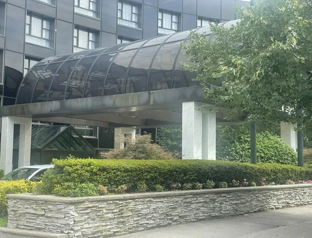 Garden Inn & Suites hotel detail image 2