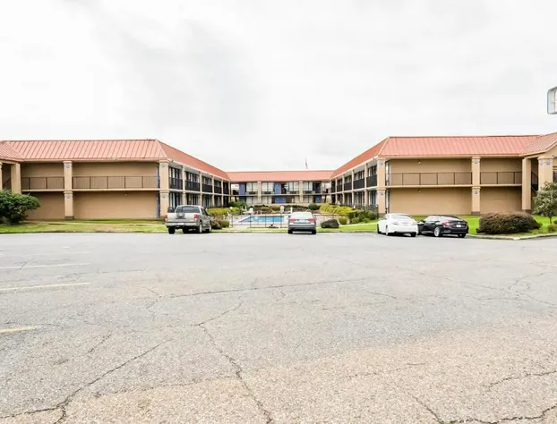 OYO Hotel Bossier City LA - Red River hotel detail image 2