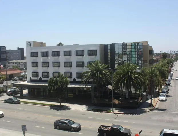 Garden Suite Hotel hotel detail image 3