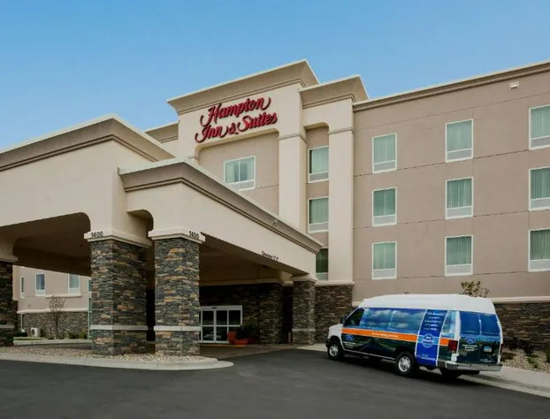 Hampton Inn & Suites Minot Airport hotel detail image 1