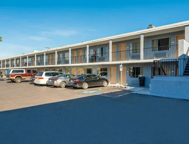 Rodeway Inn Phoenix North I-17 hotel detail image 1