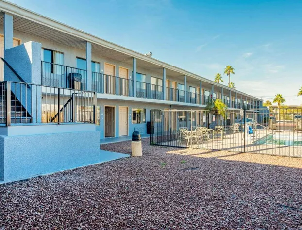 Rodeway Inn Phoenix North I-17 hotel detail image 3