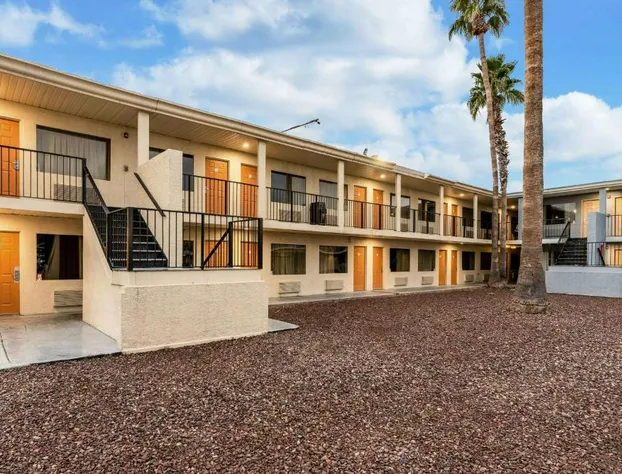 Rodeway Inn Phoenix North I-17 hotel detail image 4