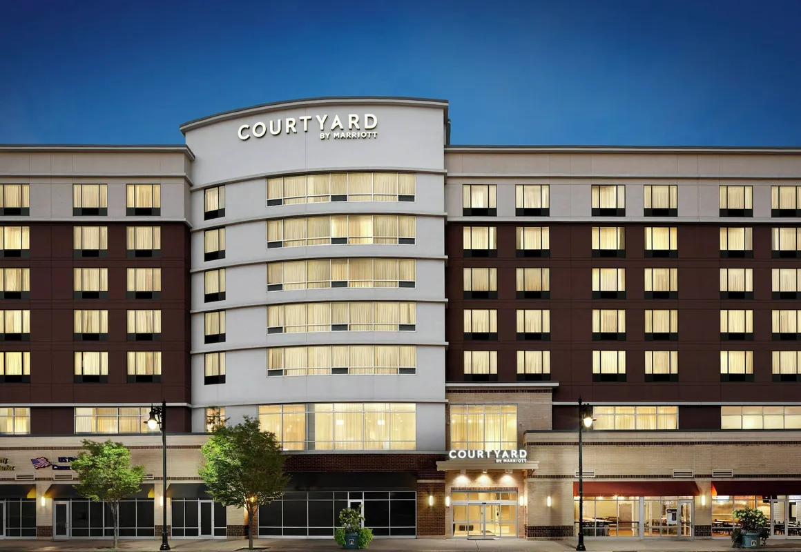 Courtyard by Marriott Newark Downtown hotel hero