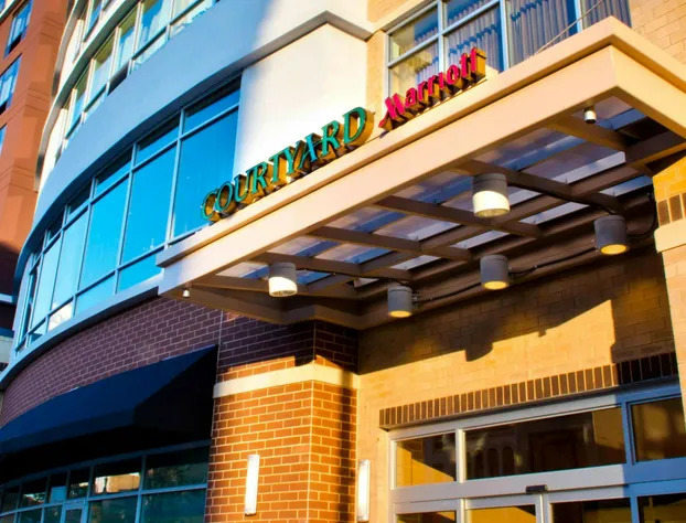 Courtyard by Marriott Newark Downtown hotel detail image 1