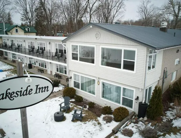Lakeside Inn hotel detail image 1