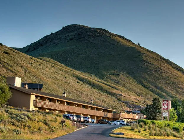 Elk Refuge Inn hotel detail image 2