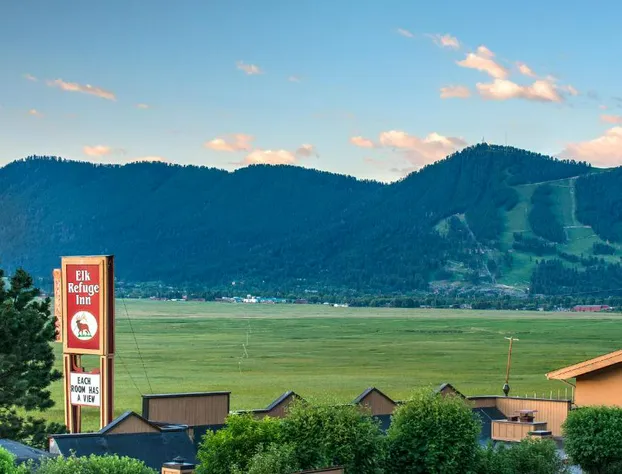 Elk Refuge Inn hotel detail image 1