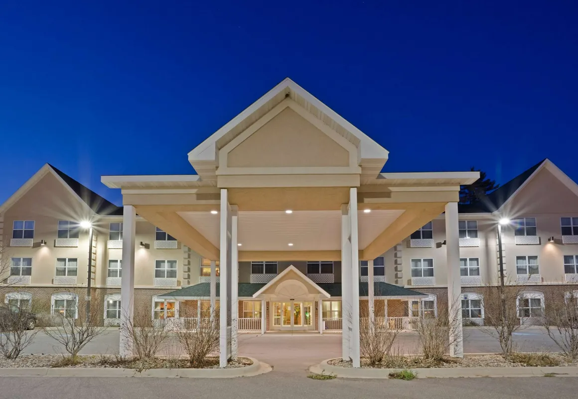 AmericInn by Wyndham Iron Mountain hotel hero