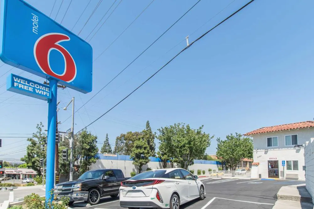 Motel 6 Orange, CA - Anaheim hotel hero