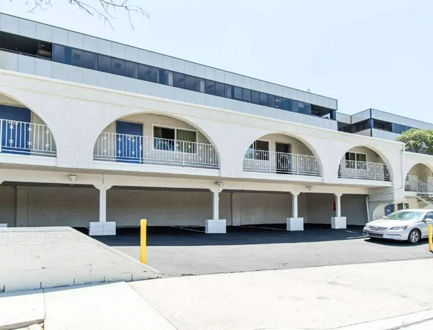 Motel 6 Orange, CA - Anaheim hotel detail image 1