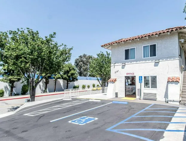 Motel 6 Orange, CA - Anaheim hotel detail image 3