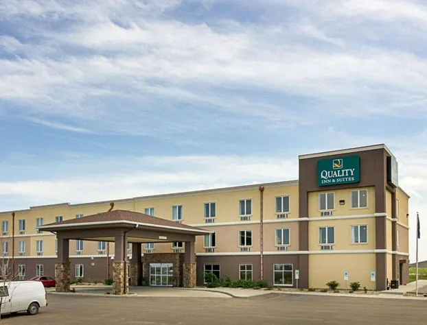 Quality Inn & Suites Minot North hotel detail image 1
