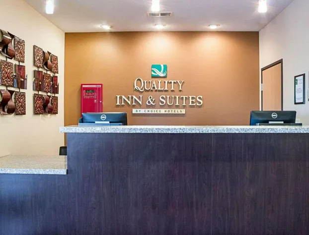 Quality Inn & Suites Minot North hotel detail image 4