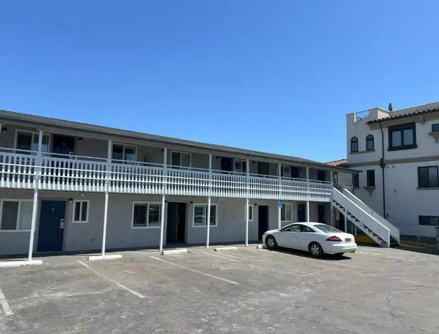 Sea Garden Inn hotel detail image 1