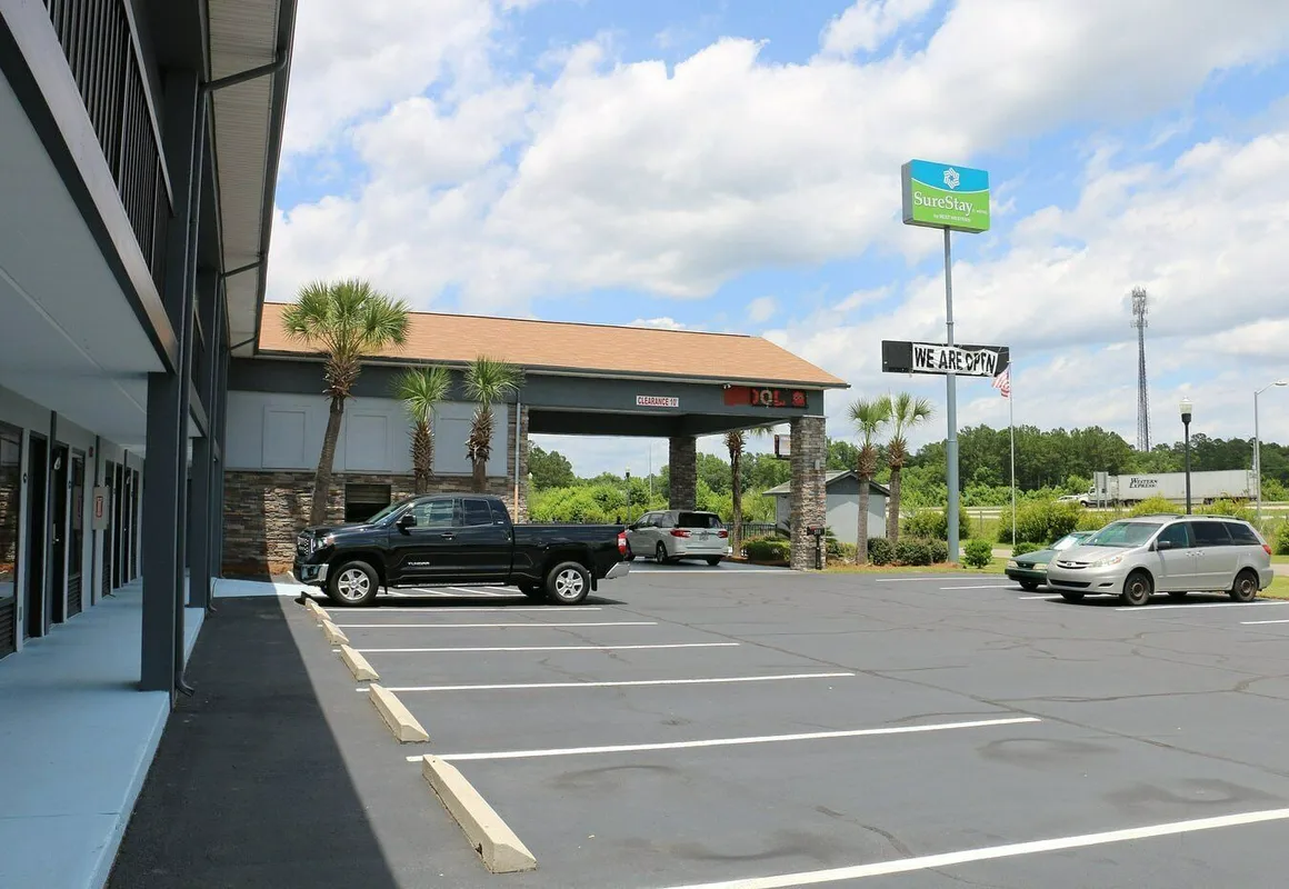 Baymont by Wyndham Ridgeland I-95 hotel hero