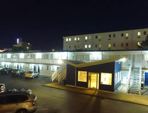 Cabana Motel hotel detail image 3