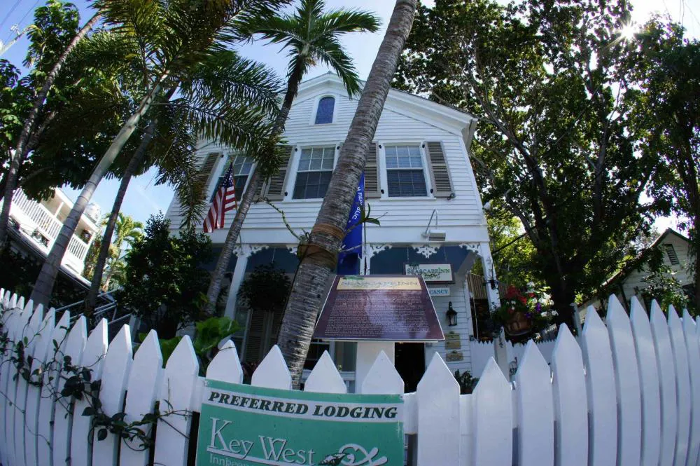 Seascape Tropical Inn - Adult Exclusive hotel hero