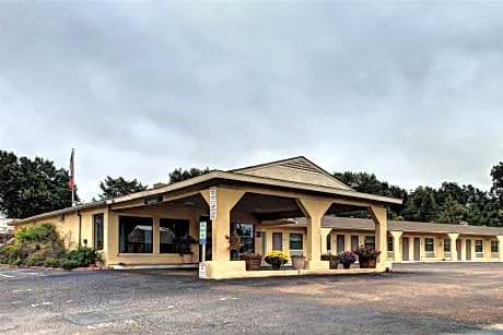 Kingsway Inn Corsicana hotel detail image 1