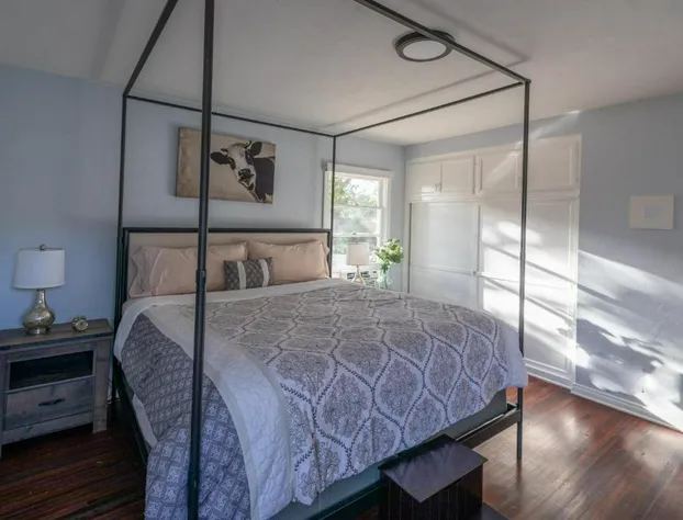 Apple Tree Inn hotel detail image 4