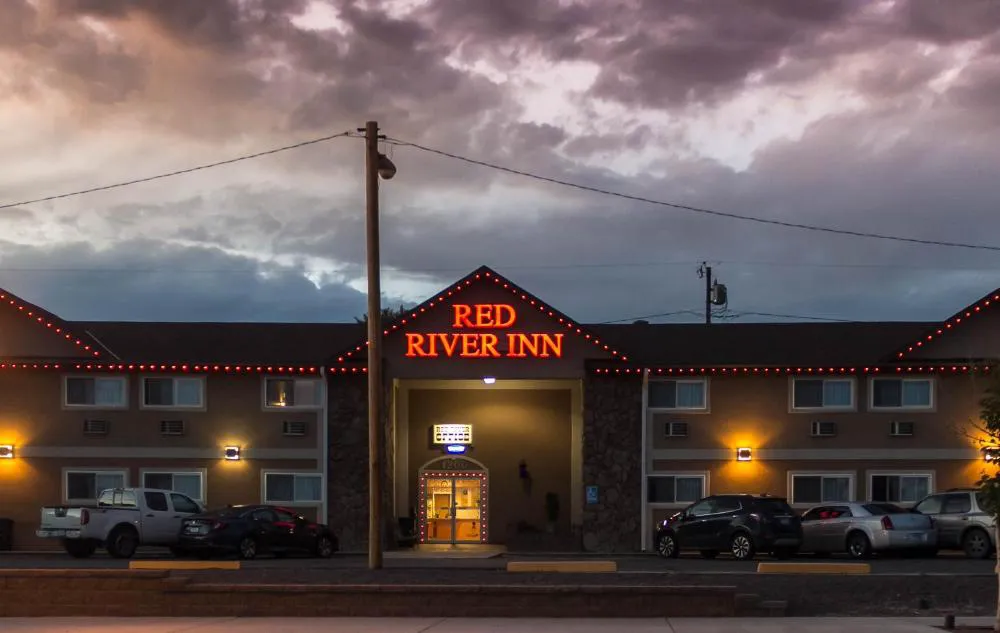 Red River Inn Silt-Rifle hotel hero