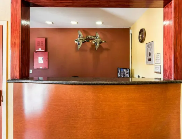 Econo Lodge Inn And Suites Little Rock hotel detail image 3