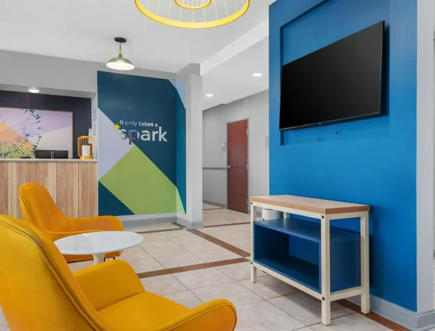 Spark by Hilton Minot hotel detail image 3