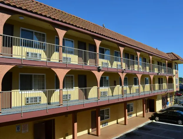 Cloud 9 Inn LAX hotel detail image 2