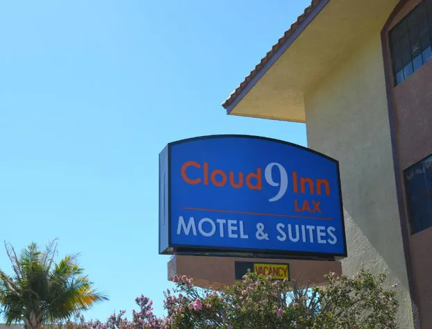 Cloud 9 Inn LAX hotel detail image 3