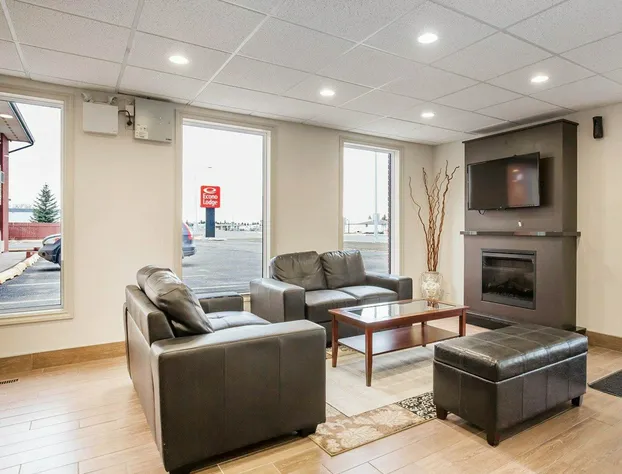 Econo Lodge Taber hotel detail image 2