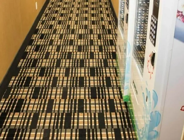 Econo Lodge Taber hotel detail image 4