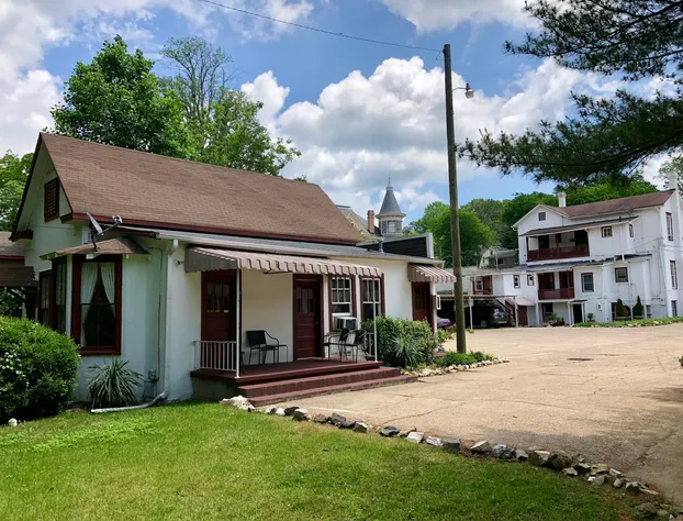 Gold-Inn Hot Springs hotel detail image 1