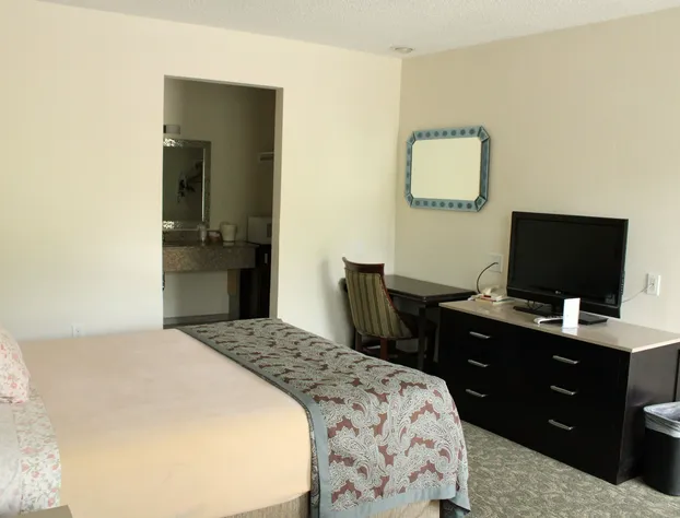 American Travel Inn hotel detail image 4