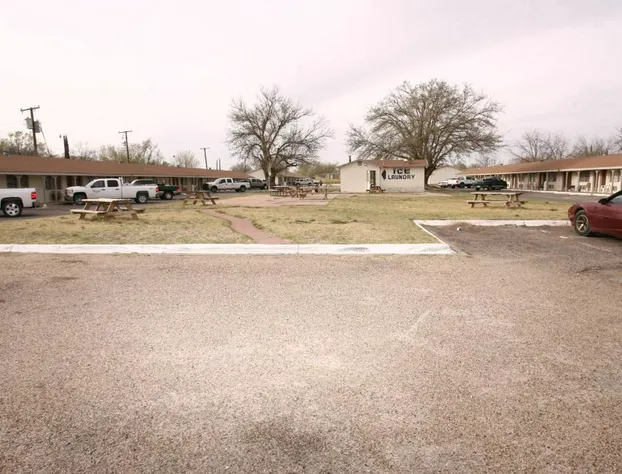 Andrews Motor Inn hotel detail image 3