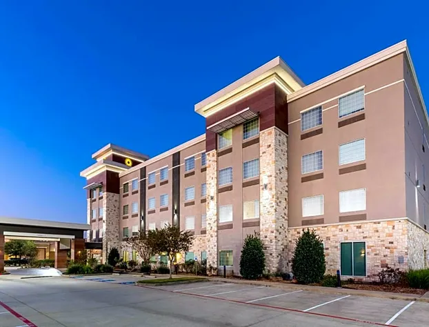 La Quinta Inn & Suites by Wyndham Houston NW Beltway8/WestRD hotel detail image 1