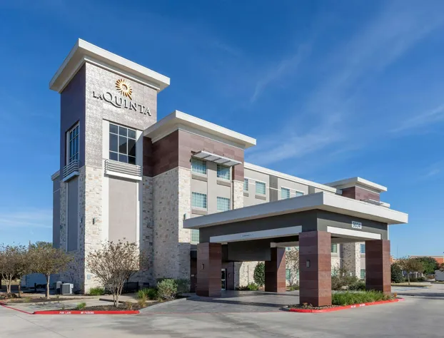 La Quinta Inn & Suites by Wyndham Houston NW Beltway8/WestRD hotel detail image 1
