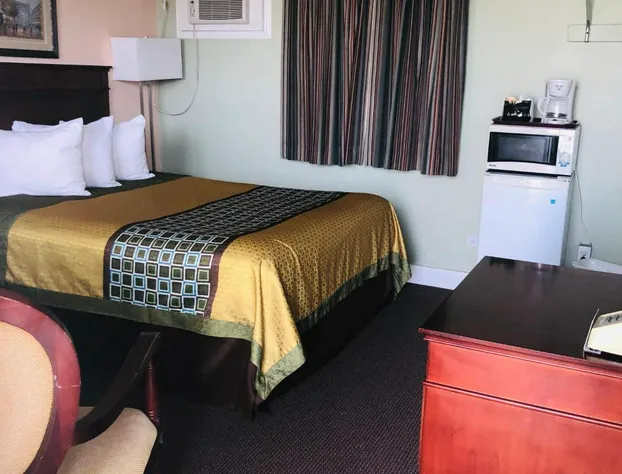 Perth Plaza Inn & Suites hotel detail image 2