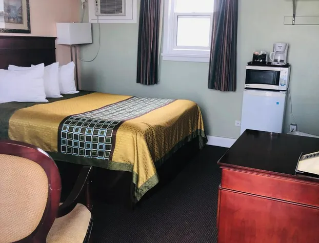 Perth Plaza Inn & Suites hotel detail image 3