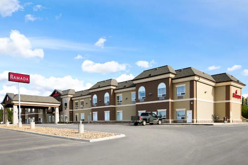 Ramada by Wyndham Conklin hotel hero